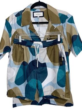 Precedent Shirt & Shorts Mens Medium Abstract Seersucker 2 Piece Set Vacation